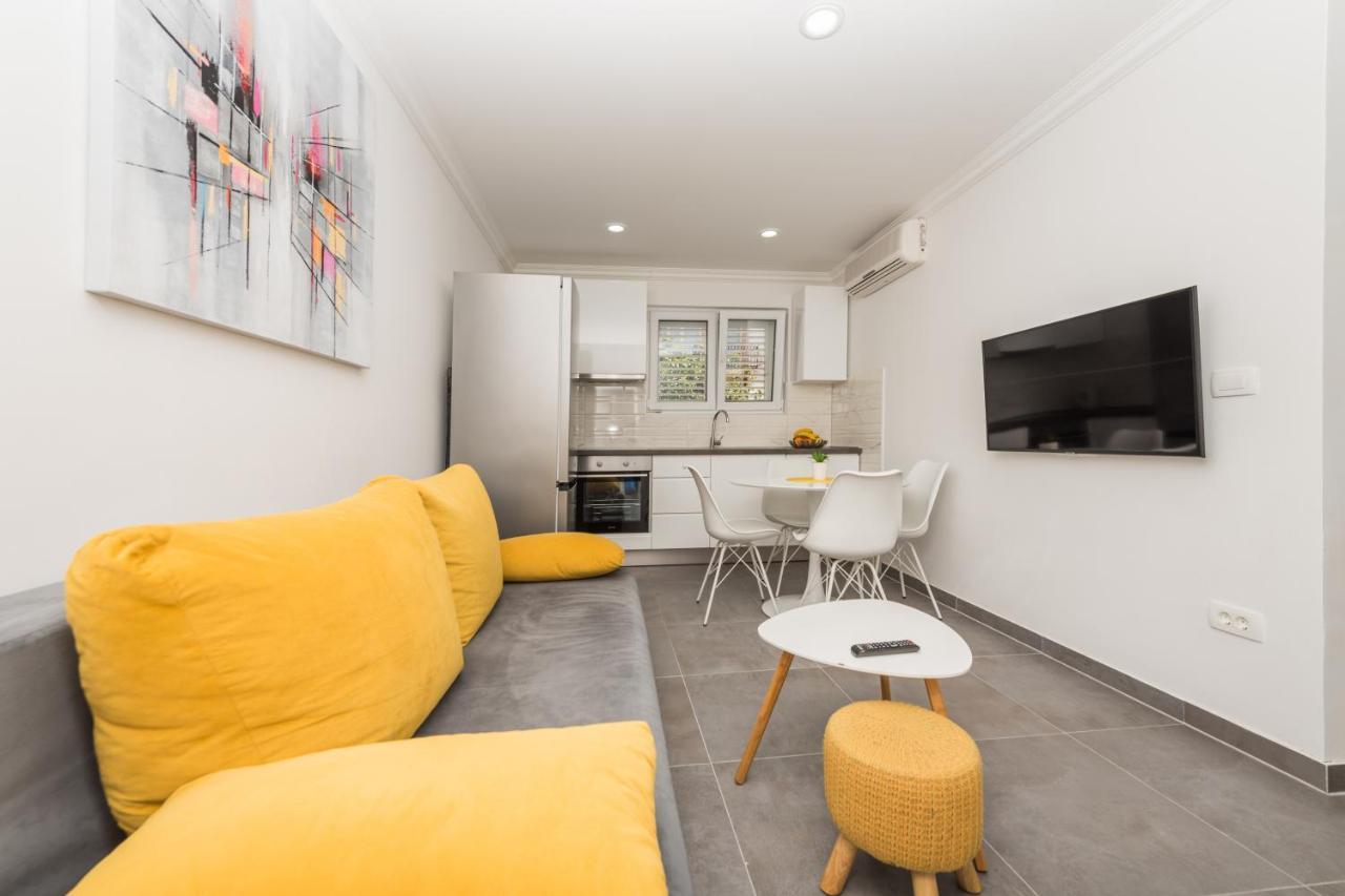 Apartments Petrusic Makarska Ngoại thất bức ảnh